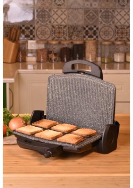 Kompakt Siyah Tost Makinesi, Pratik ve Şık Tasarım fiyatları