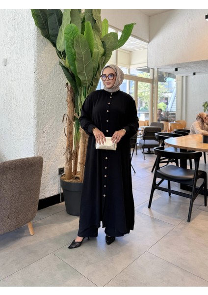 Siyah Renk Düğmeli Ayrobin Kumaş Ikili Takım