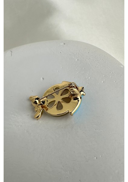 Altın Rengi Mavi Mineli Detay Balık Broş (2cm) fiyatları