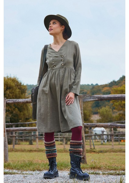 V Yaka Düğme Detaylı Fermuar Kapamalı Uzun Kollu Elbise modelleri