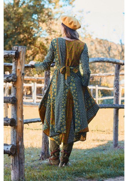 Asimetrik V Yaka Beli Bağlamalı Uzun Kollu Elbise indirimleri