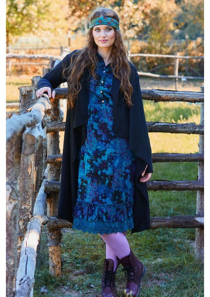 Düğme Detaylı Dantelli Uzun Kollu Elbise fırsatları