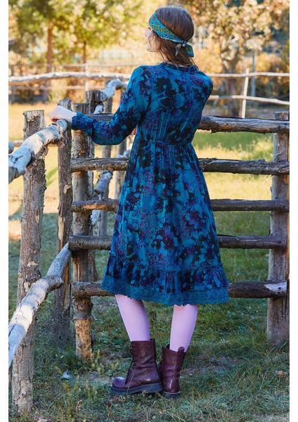 Düğme Detaylı Dantelli Uzun Kollu Elbise indirimleri