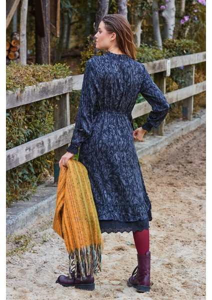 Düğme Detaylı Dantelli Uzun Kollu Elbise indirimleri