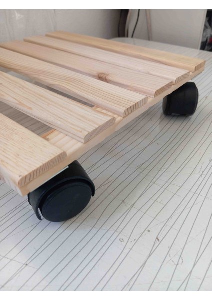 Ahşap Tekerlekli Damacana Saksı Altlığı modelleri