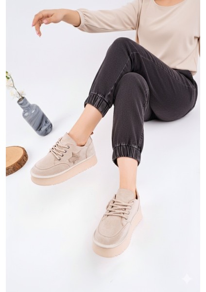 Kozmos Kalın Taban Bağcıklı Yıldız Detaylı Kadın Kışlık Sneaker Spor Ayakkabı indirimleri