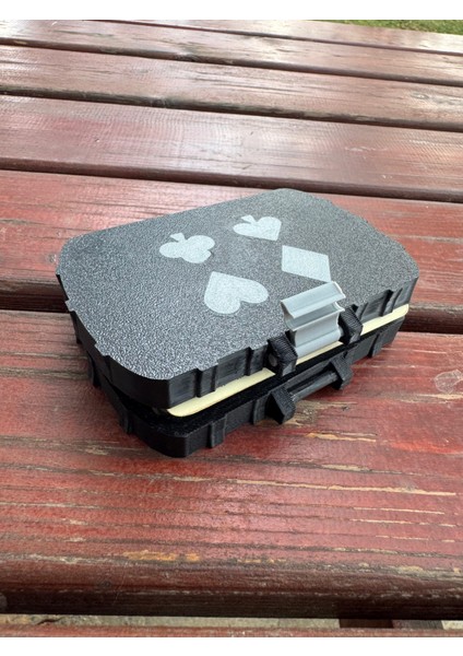 52 Kart Kapasiteli Logolu Iskambil Kart Destesi Kutusu modelleri