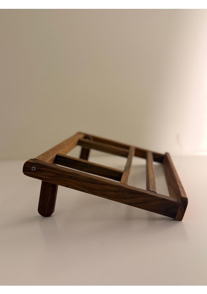 Vıveca El Yapımı Masif Ahşap Ceviz Renkli Laptop Standı – Ergonomik, Taşınabilir, Katlanabilir fiyatları