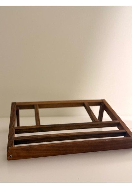 Vıveca El Yapımı Masif Ahşap Ceviz Renkli Laptop Standı – Ergonomik, Taşınabilir, Katlanabilir modelleri