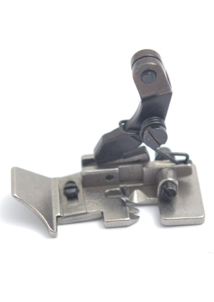 6 Iplik Overlok Makinesi, 7mm Ayak, Güçlü ve Dayanıklı Tasarım