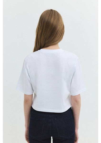Oversize Crop Fit Bisiklet Yaka Beyaz Kadın T-Shirt modelleri