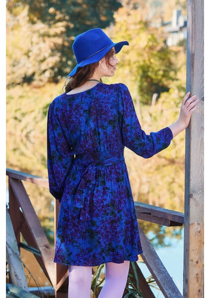 V Yaka Drapeli Kuşak Detaylı Kışlık Elbise indirimleri