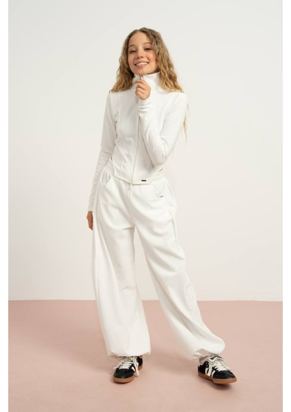 Kız Çocuk Ekru Takım – Fermuarlı Üst ve Palazzo Pantolon (9-15 Yaş)