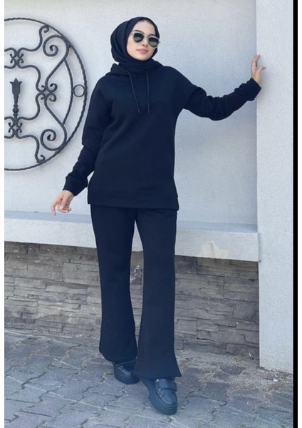 3 Iplik Şardonlu Tesettür Sweatshirt Takım – Rahat Üst ve Bel Lastikli Pantolon