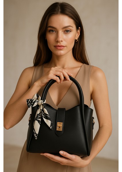 Kadın Kilit Detaylı Üç Bölmeli Tasarım Çıkarılabilir Makyaj Çantalı El ve Omuz Çantası Rio