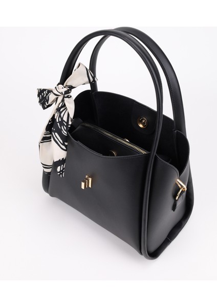 Kadın Kilit Detaylı Üç Bölmeli Tasarım Çıkarılabilir Makyaj Çantalı El ve Omuz Çantası Rio modelleri