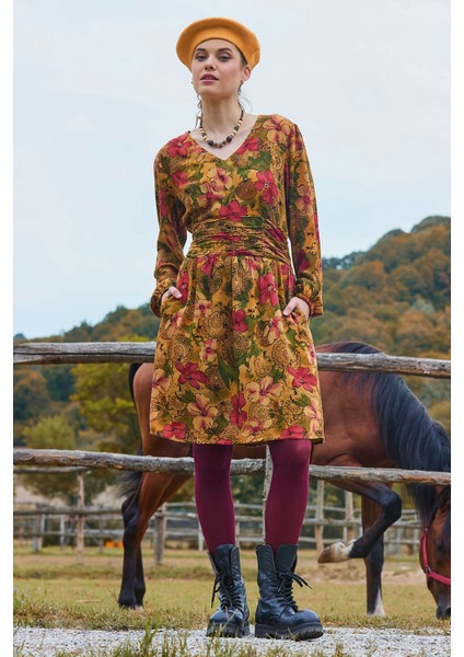 V Yaka Drapeli Kuşak Detaylı Kışlık Elbise fiyatları