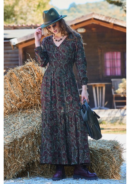 V Yaka Gipe Detaylı Volanlı Kışlık Elbise