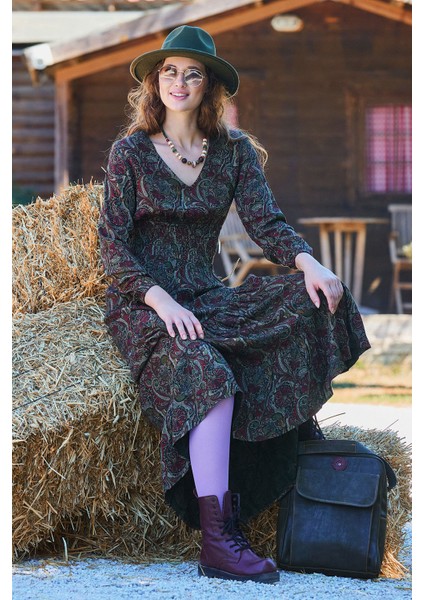 V Yaka Gipe Detaylı Volanlı Kışlık Elbise modelleri