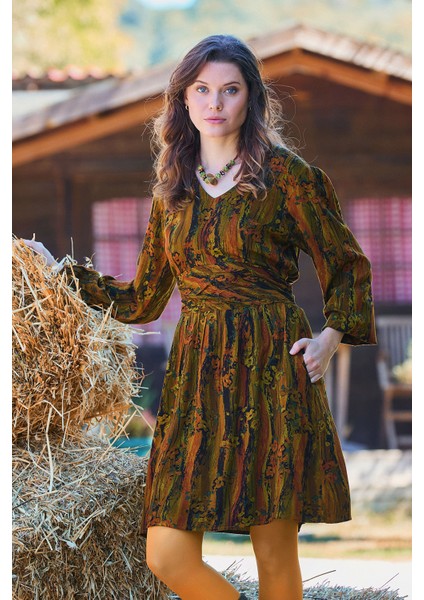 V Yaka Drapeli Kuşak Detaylı Kışlık Elbise