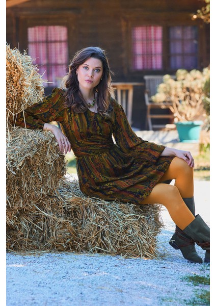 V Yaka Drapeli Kuşak Detaylı Kışlık Elbise fiyatları