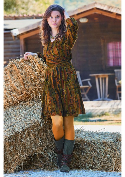 V Yaka Drapeli Kuşak Detaylı Kışlık Elbise fırsatları