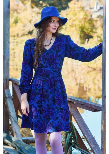 V Yaka Drapeli Kuşak Detaylı Kışlık Elbise fırsatları