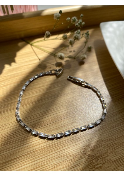 Gümüş Renk Çelik Baget Zirkon Taşlı Su Yolu Bileklik fiyatları