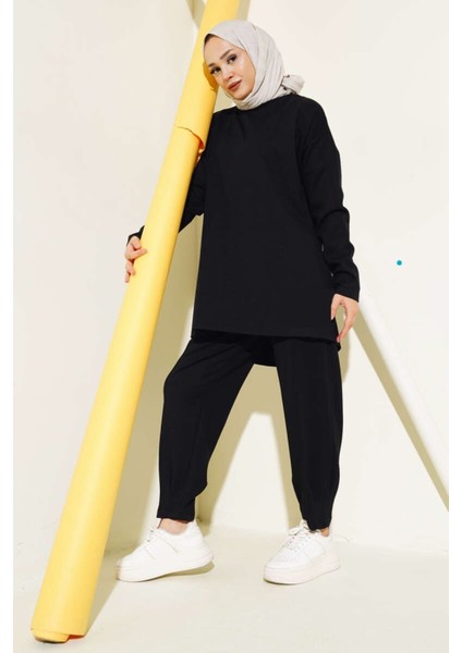 Modal Kumaş Siyah Bisiklet Yaka Sweatshirt ve Dar Paça Pantolon Takım – Normal ve Büyük Beden