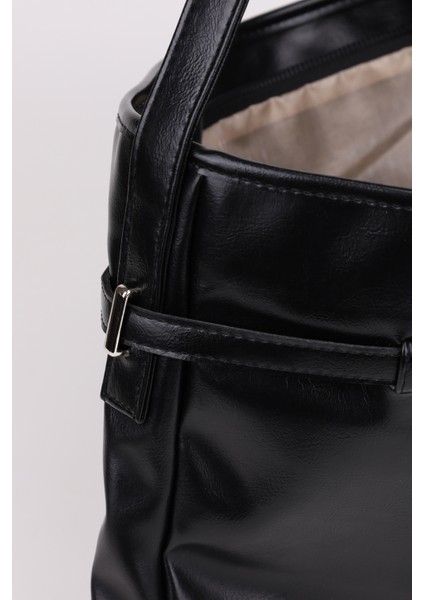 Kadın Deri Kemer Detaylı Fermuar Kapamalı El ve Omuz Çantası Sona