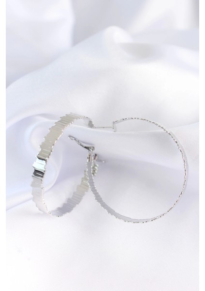 Bfs Pirinç Gümüş Renk Tırtıklı Halka Küpe fiyatları