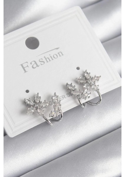 Bfs Pirinç Gümüş Renk Zirkon Taşlı Çiçek Model Kadın Küpe