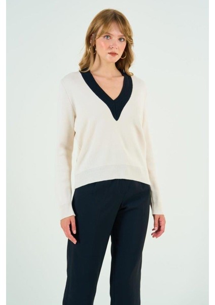 V Yaka Triko Kazak - Krem-Siyah fiyatları