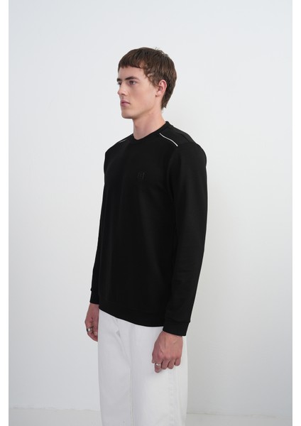 Erkek Omuz Çizgili Bisiklet Yaka Siyah Sweatshirt fiyatları