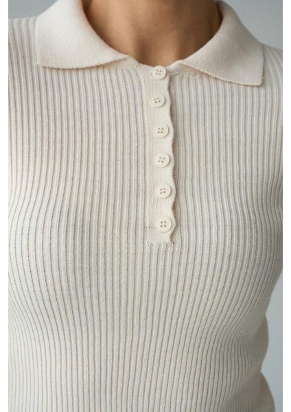 Polo Yaka 6 Düğmeli Kazak - Krem