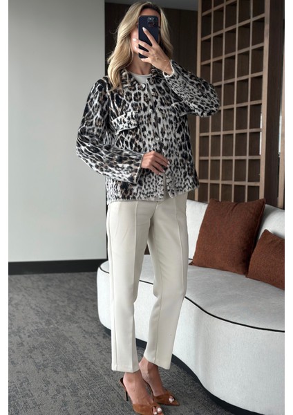 Bej Taş Polo Yaka Leopar Desenli Hırka - 4601 modelleri