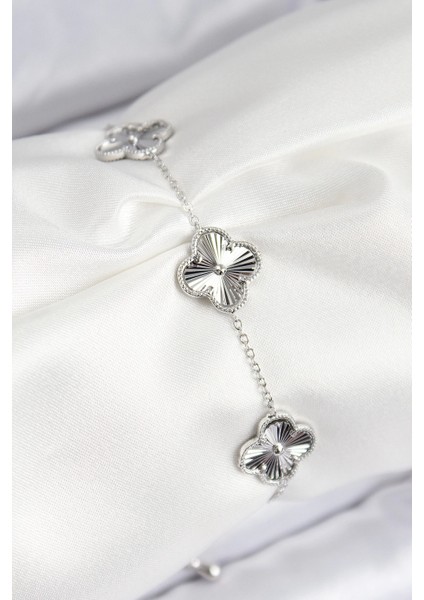 Bfs Vıp Pirinç Yonca Model Gümüş Renk Kadın Bileklik