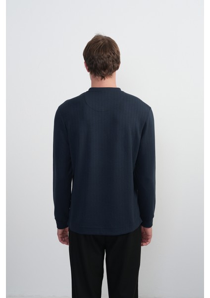 Erkek Bisiklet Yaka Çizgili Kumaş Laci Sweatshirt fırsatları