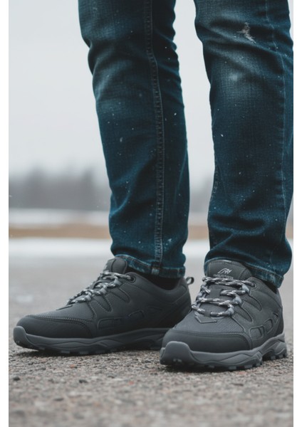Erkek Outdoor Ayakkabı M255701 modelleri