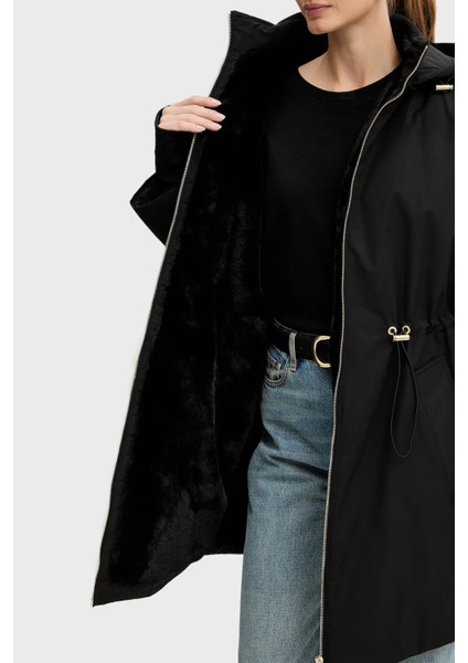 Pamuk Karışımlı Relaxed Fit Kapüşonlu Parka Bayan Parka XW000712 AF16215 UC001