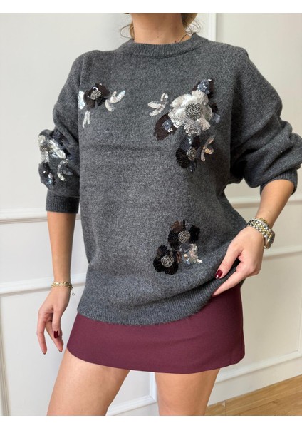 Antrasit Pul Çiçek Desenli Kazak