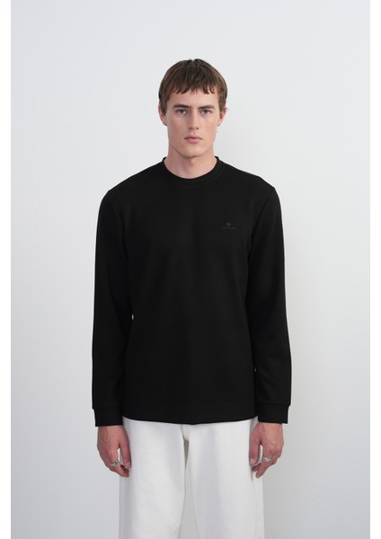 Erkek Göğüs Nakışlı Bisiklet Yaka Siyah Sweatshirt