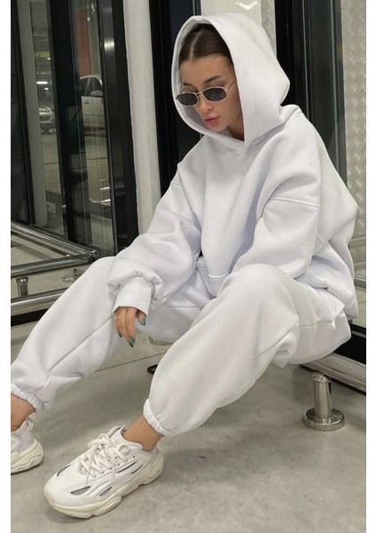 Şardonlu 3 Iplik Kumaş Kapüşonlu Sweatshirt ve Bel Lastikli Pantolon Takım