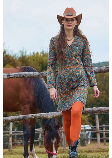 Hakim Yaka Düğme Detaylı Bağlamalı Uzun Kollu Elbise