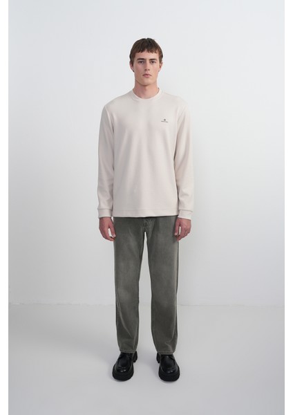 Erkek Göğüs Nakışlı Bisiklet Yaka Krem Sweatshirt fiyatları