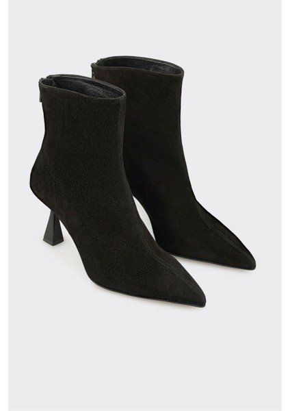 Siyah Deri Kadın Klasik Bot fiyatları