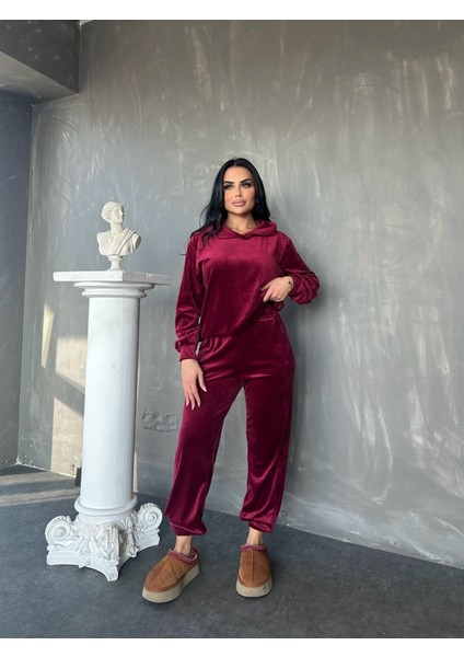 Siyah Parlak Kadife Kumaş Kapşonlu Sweatshirt ve Dar Paça Alt Eşofman Takımı