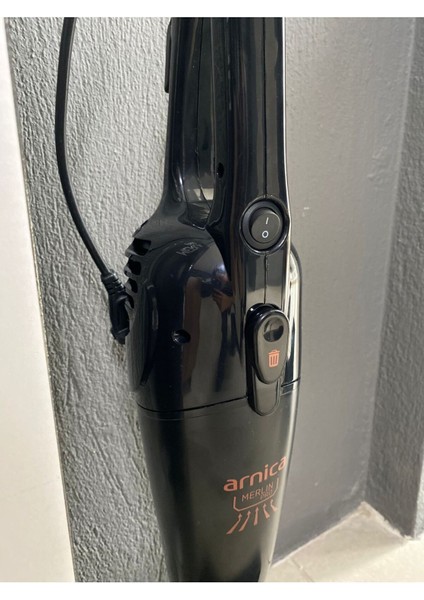 Güçlü ve Şık Elektrikli Süpürge, Pratik Temizlik Için Ideal Seçim