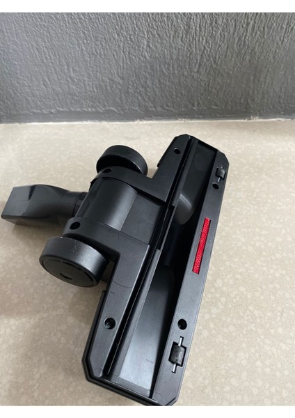 Güçlü ve Şık Elektrikli Süpürge, Pratik Temizlik Için Ideal Seçim