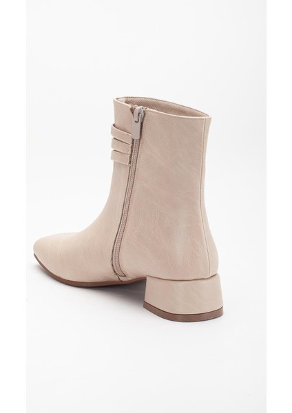 Kadın Kısa Topuklu Bot Bej Suni Deri Küt Burun Metal Tokalı indirimleri
